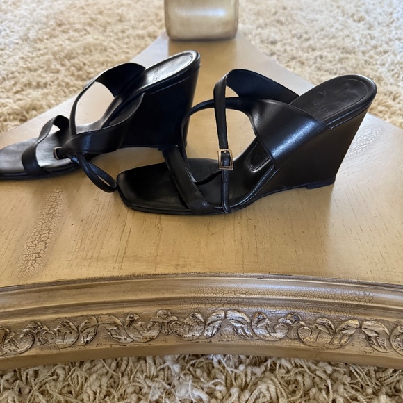 Bally Black Leather Wedge Sandals Square Toe Ankle Strap Size 37 6.5 Medium - Picture 3 of 7